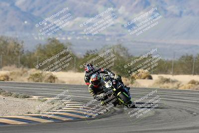 media/Dec-07-2025-CVMA (Sun) [[3e7d2de5dc]]/Race 10-Formula 40 Open/